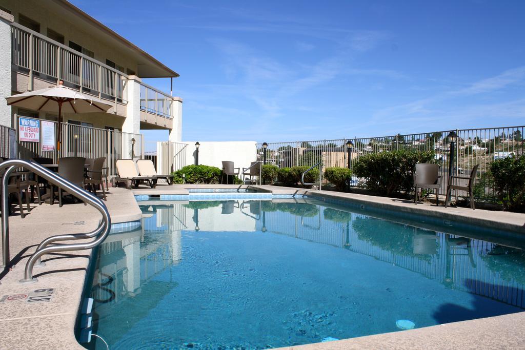 Days Inn By Wyndham Globe Εξωτερικό φωτογραφία